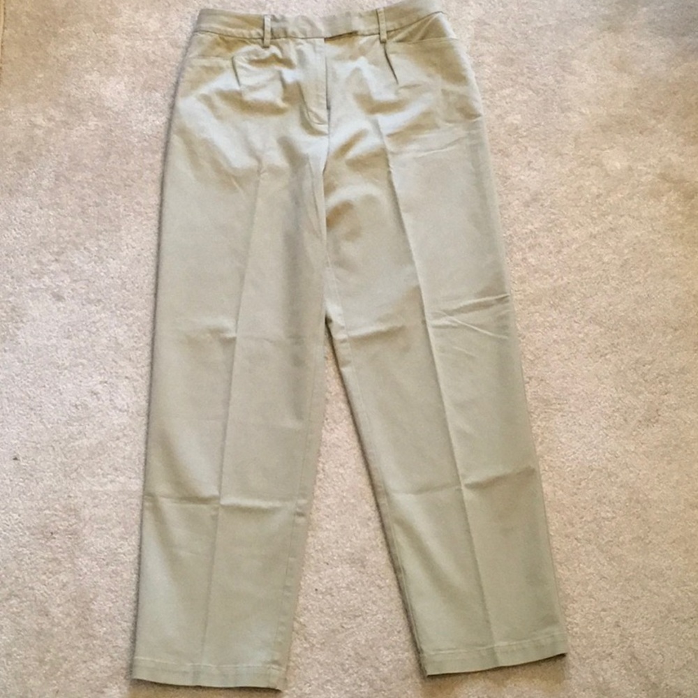 Women’s Talbots stone stretch khaki pants